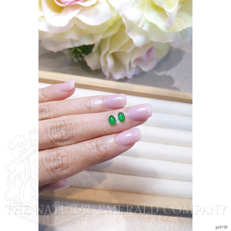 0.76 Ct.Tw. Cabochon Emerald Pair from Brazil