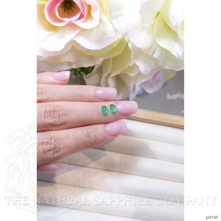 0.82 Ct.Tw. Cabochon Emerald Pair from Brazil