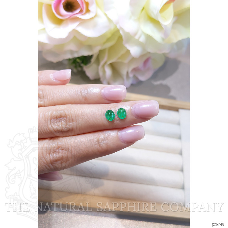 1.07 Ct.Tw. Cabochon Emerald Pair from Brazil