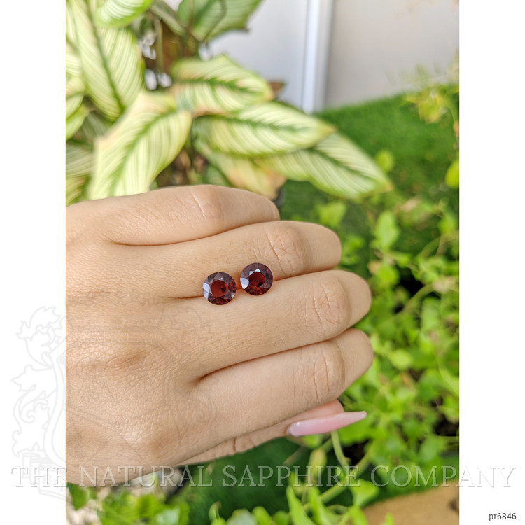 4.53 Ct.Tw. Garnet Pair from Ceylon (Sri Lanka)