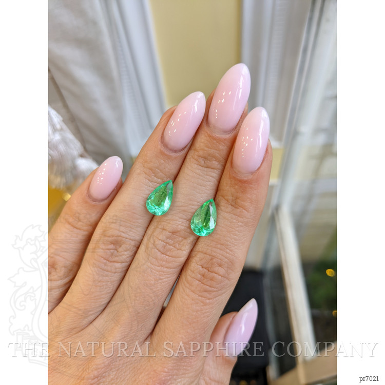 4.09 Ct.Tw. Emerald Pair from Colombia