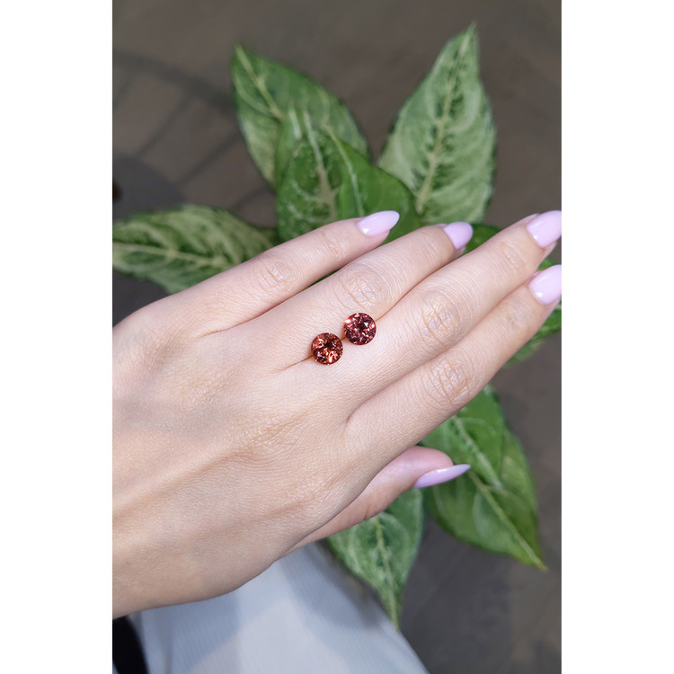 3.98 Ct.Tw. Malaya Garnet Pair from Tanzania