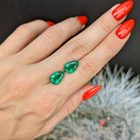 6.08&nbsp;Ct.Tw.Total Carat Weight Emerald Pair from Zambia Life Style