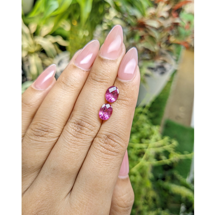 3.27 Ct.Tw. Topaz Pair from Japan