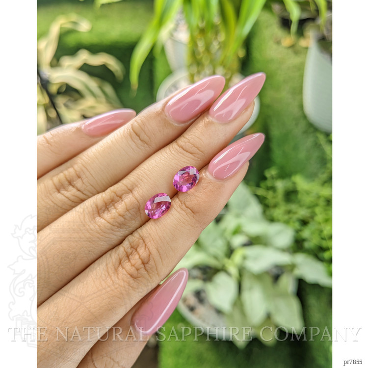 2.96 Ct.Tw. Topaz Pair from Japan