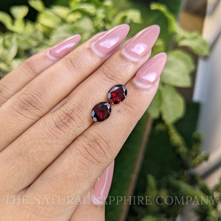 4.80 Ct.Tw. Garnet Pair from Ceylon (Sri Lanka)