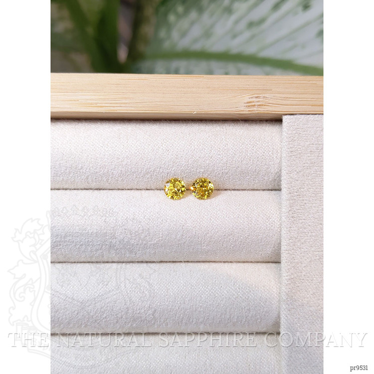 1.05 Ct.Tw. Yellow Sapphire Pair from Ceylon (Sri Lanka)