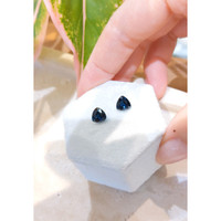 3.07&nbsp;Ct.Tw.Total Carat Weight Greenish Blue Sapphire Pair from Ceylon (Sri Lanka) Life Style