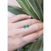 1.31&nbsp;Ct.Tw.Total Carat Weight Emerald Pair from Zambia Life Style