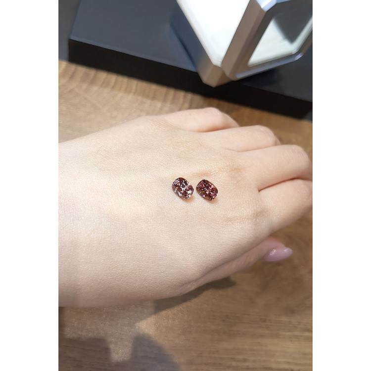 4.76 Ct.Tw. Zircon Pair from Tanzania