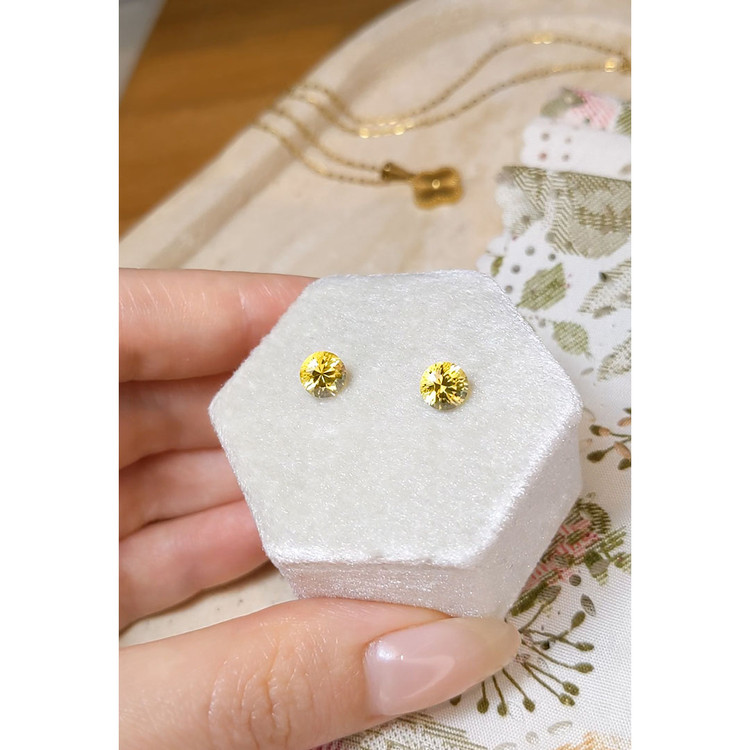 2.36 Ct.Tw. Garnet Pair from Tanzania