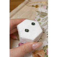 2.32&nbsp;Ct.Tw.Total Carat Weight Spinel Pair from Burma (Myanmar) Life Style