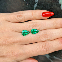 3.27 Ct.Tw.Total Carat Weight Emerald Pair from Zambia Life Style