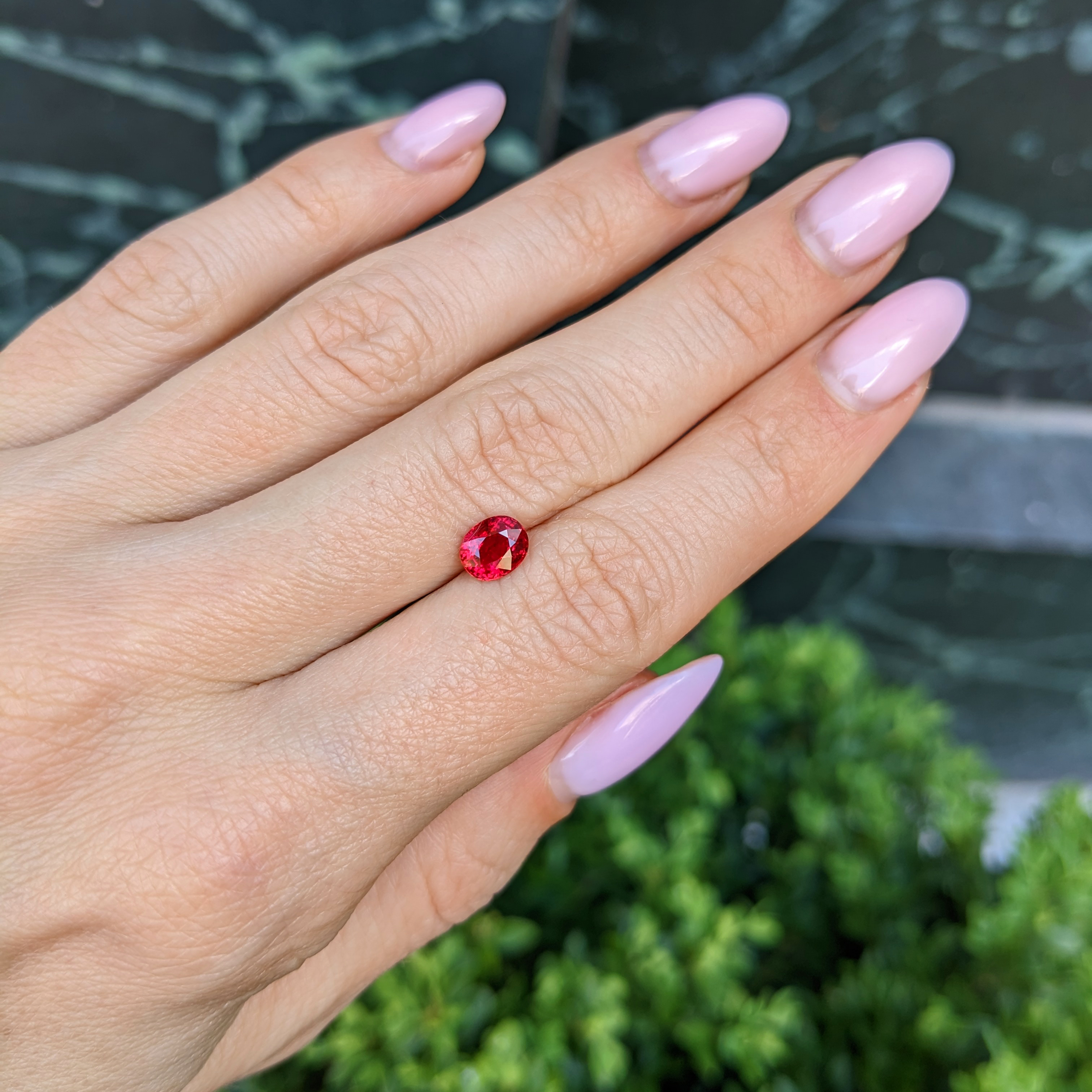 その他 Ruby 2.52 Carat Red MOZAMBIQUE Oval Ruby CD | LEIBISH