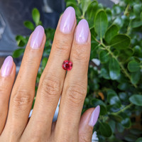 1.52 Ct. Ruby from Mozambique Life Style