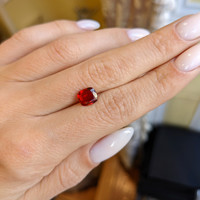 1.52 Ct. Ruby from Mozambique Life Style