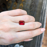 3.01 Ct. Ruby from Mozambique Life Style