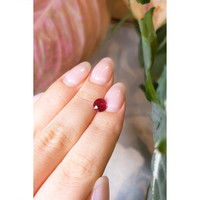 1.05 Ct. Ruby from Burma (Myanmar) Life Style