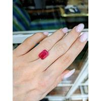 4.45 Ct. Ruby from Mozambique Life Style