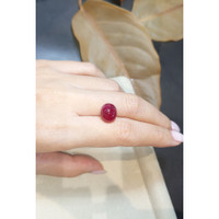 7.63 Ct. Cabochon Ruby from Burma (Myanmar) Life Style
