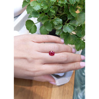 2.45 Ct. Ruby from Mozambique Life Style