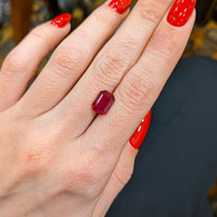 3.08 Ct. Ruby from Mozambique Life Style