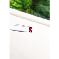 1.47 Ct. Ruby from Mozambique Life Style