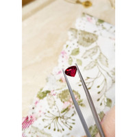 1.52 Ct. Ruby from Mozambique Life Style