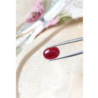 9.37 Ct. Cabochon Ruby from Mozambique Life Style