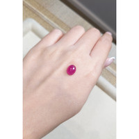 3.61 Ct. Cabochon Ruby from Thailand Life Style