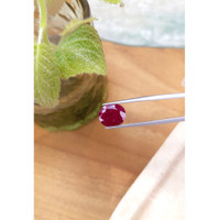 5.61 Ct. Ruby from Mozambique Life Style