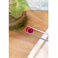 4.05 Ct. Ruby from Mozambique Life Style