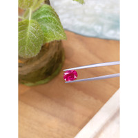 2.37 Ct. Ruby from Mozambique Life Style