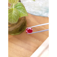 3.23 Ct. Ruby from Mozambique Life Style