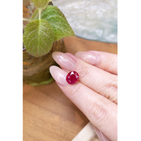 4.05 Ct. Ruby from Mozambique Life Style