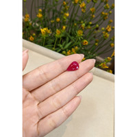 4.90 Ct. Ruby from Mozambique Life Style