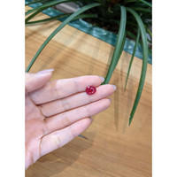 2.92 Ct. Ruby from Mozambique Life Style