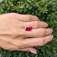 5.51 Ct. Ruby from Burma (Myanmar) Life Style