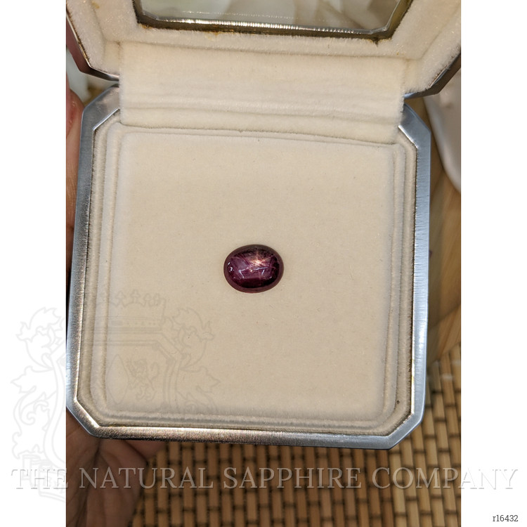 4.44 Ct. Purplish Red Star Ruby from Ceylon (Sri Lanka)