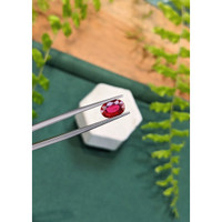 1.65 Ct. Pinkish Red Ruby from Mozambique Life Style