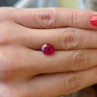 2.31 Ct. Ruby from Tanzania Life Style