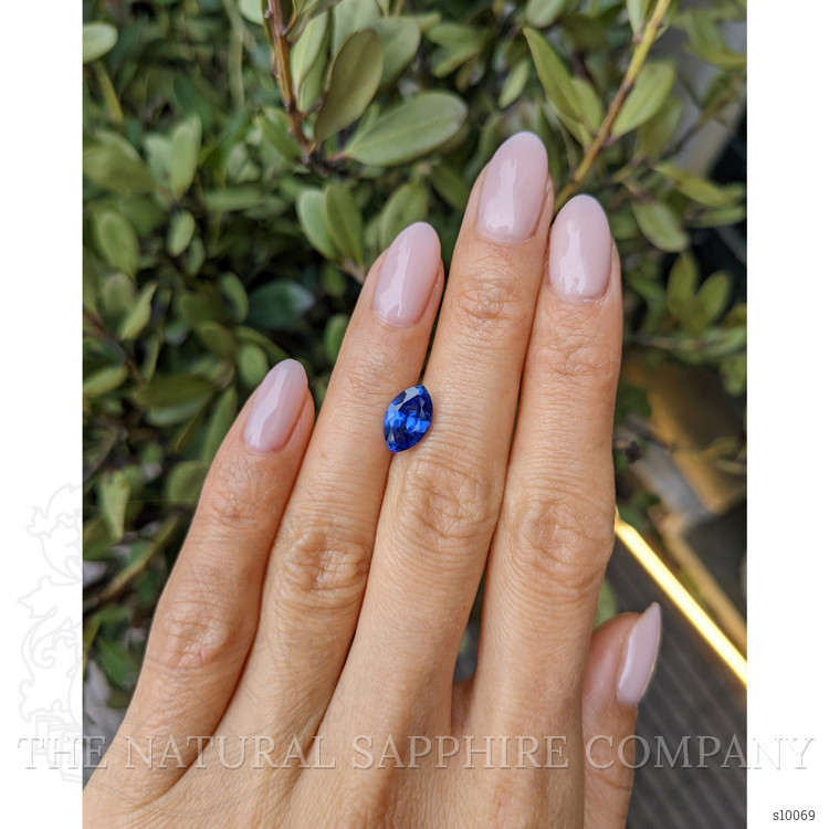 2.78 Ct. Blue Sapphire from Ceylon (Sri Lanka)