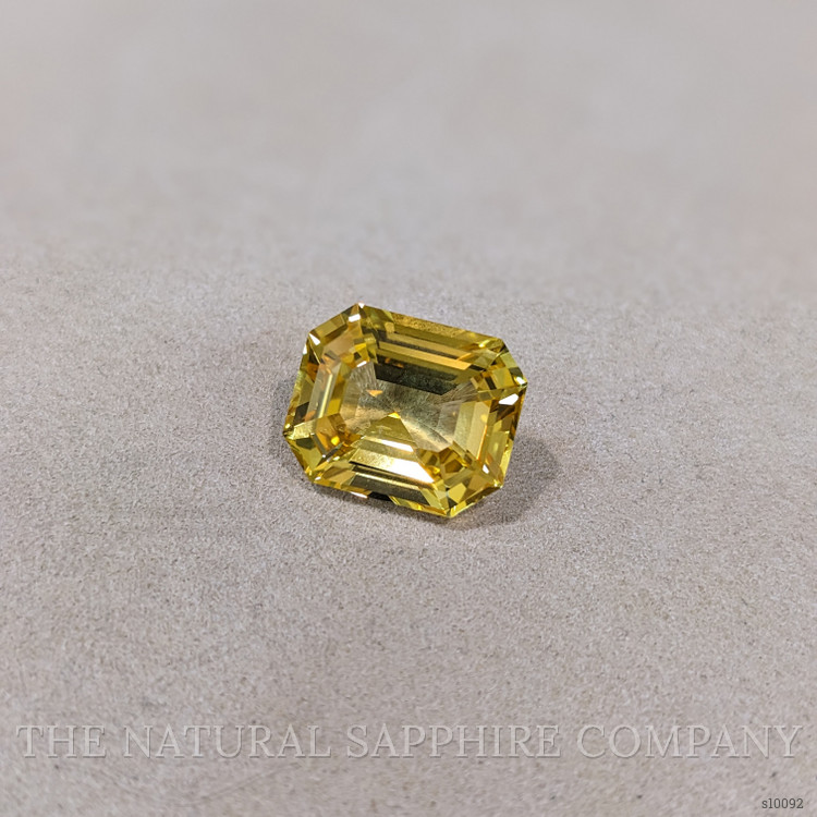 18.27 Ct. Yellow Sapphire from Ceylon (Sri Lanka)