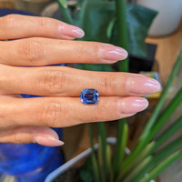 5.07 Ct. Blue Sapphire from Ceylon (Sri Lanka) Life Style