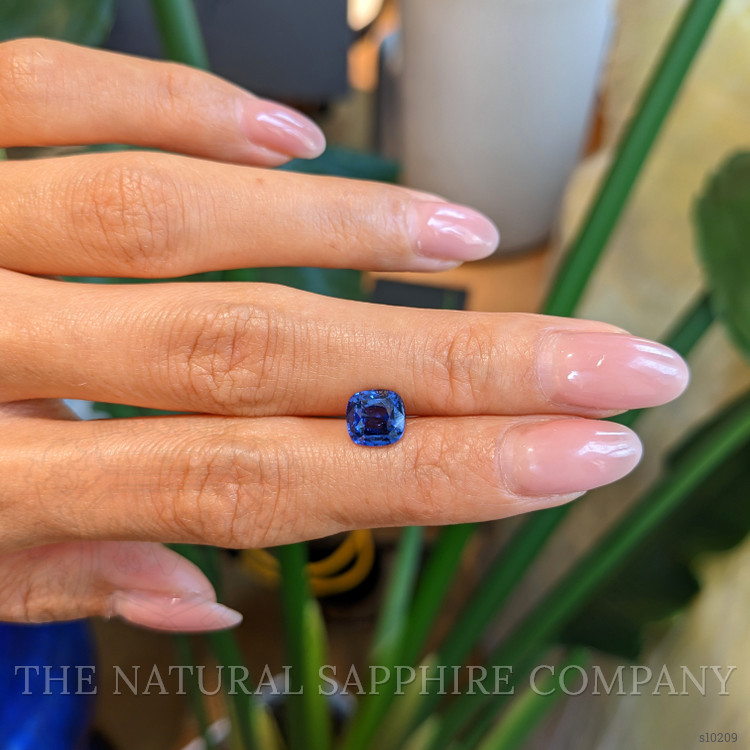 2.54 Ct. Blue Sapphire from Ceylon (Sri Lanka)