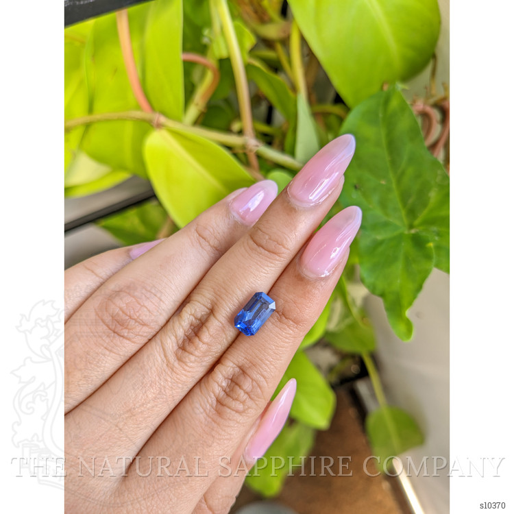 2.96 Ct. Blue Sapphire from Ceylon (Sri Lanka)