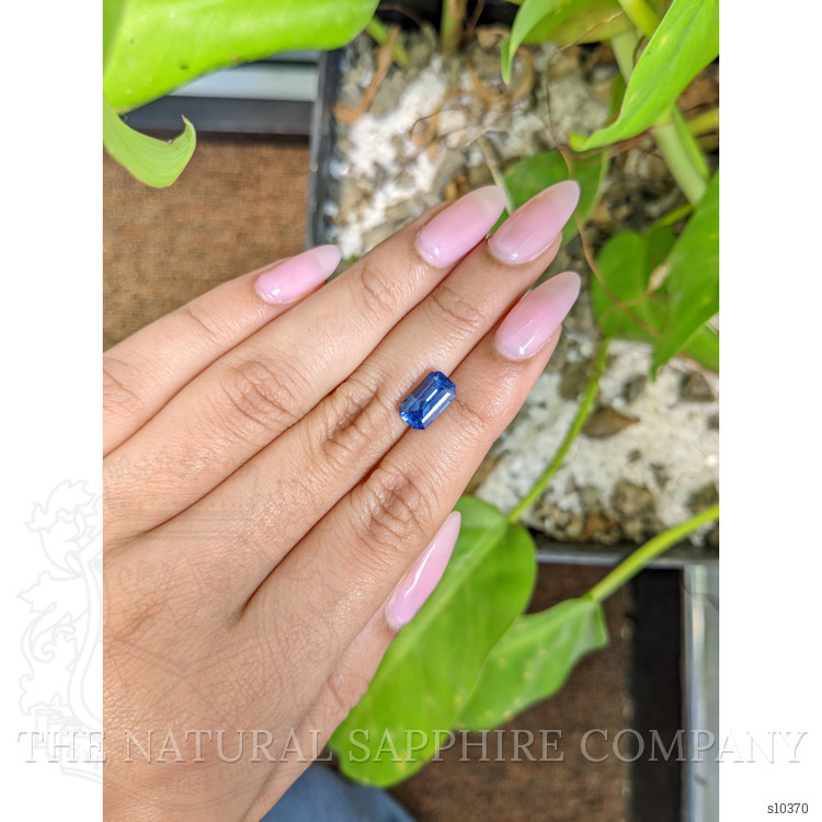 2.96 Ct. Blue Sapphire from Ceylon (Sri Lanka)