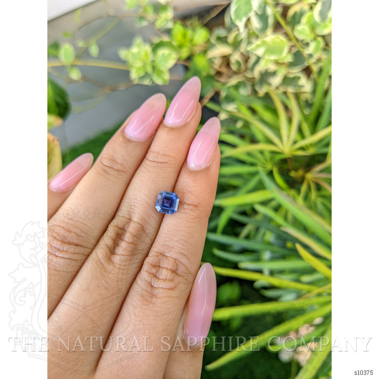 1.76 Ct. Blue Sapphire from Ceylon (Sri Lanka)