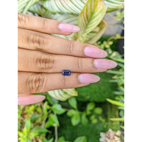 0.82 Ct. Blue Sapphire from Ceylon (Sri Lanka) Life Style
