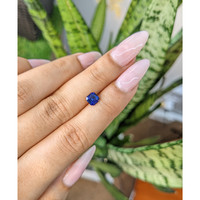 0.99 Ct. Blue Sapphire from Ceylon (Sri Lanka) Life Style